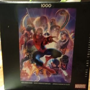 New in box Marvel Spider-Man 1000 piece editor puzzle